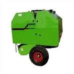 Kleine runde Heuballenpresse